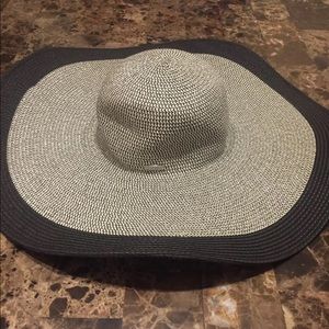 Calvin Klein Sunhat